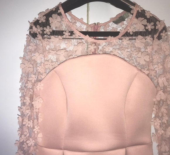 Dress - Picture 3 of 4